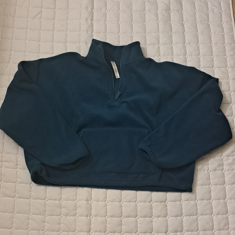 Fabletics sweater size small